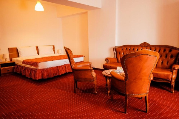 West Gate Studios image 13