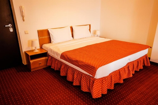 West Gate Studios image 15